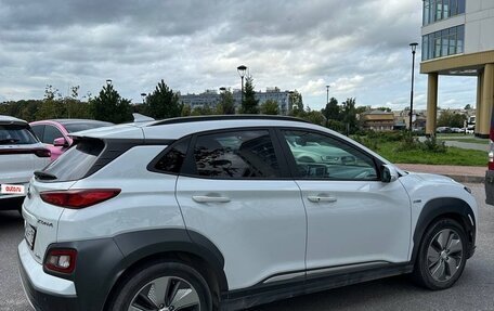 Hyundai Kona I, 2019 год, 2 520 000 рублей, 11 фотография