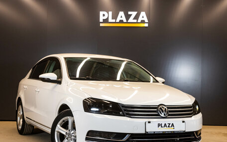 Volkswagen Passat B7, 2011 год, 990 000 рублей, 2 фотография
