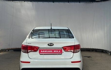 KIA Rio III рестайлинг, 2016 год, 945 000 рублей, 5 фотография