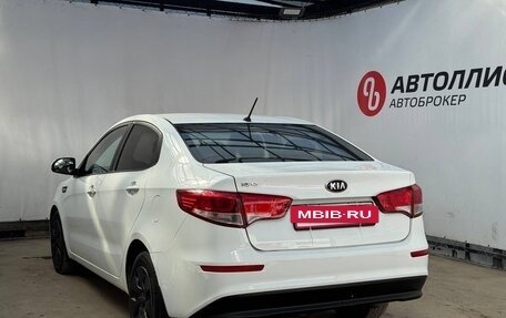 KIA Rio III рестайлинг, 2016 год, 945 000 рублей, 4 фотография