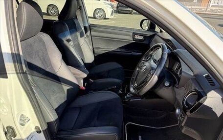 Toyota Corolla, 2015 год, 1 300 000 рублей, 10 фотография