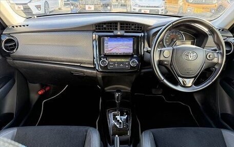Toyota Corolla, 2015 год, 1 300 000 рублей, 9 фотография