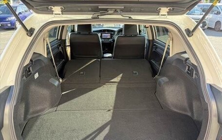 Toyota Corolla, 2015 год, 1 300 000 рублей, 20 фотография