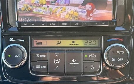 Toyota Corolla, 2015 год, 1 300 000 рублей, 18 фотография