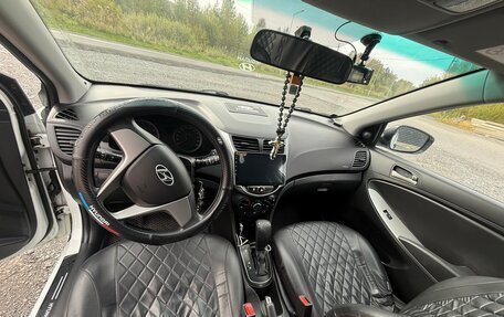 Hyundai Solaris II рестайлинг, 2015 год, 1 050 000 рублей, 9 фотография