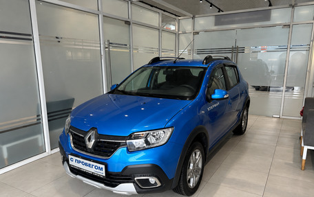 Renault Sandero II рестайлинг, 2019 год, 920 000 рублей, 1 фотография