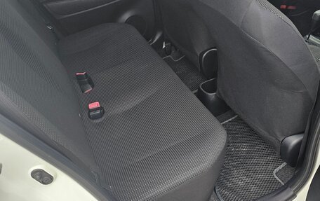 Toyota Vitz, 2014 год, 860 000 рублей, 7 фотография