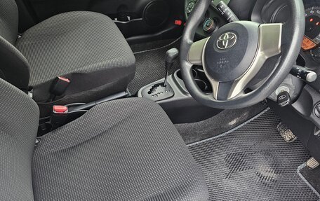 Toyota Vitz, 2014 год, 860 000 рублей, 9 фотография