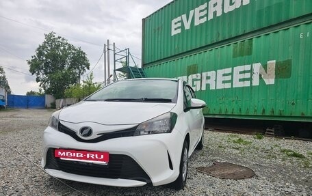 Toyota Vitz, 2014 год, 860 000 рублей, 6 фотография