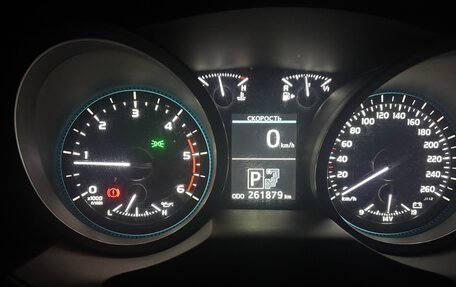 Toyota Land Cruiser 200, 2013 год, 3 530 000 рублей, 5 фотография