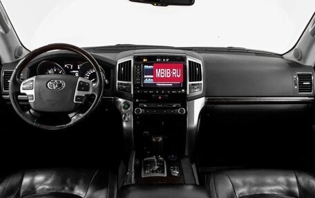 Toyota Land Cruiser 200, 2013 год, 3 530 000 рублей, 3 фотография
