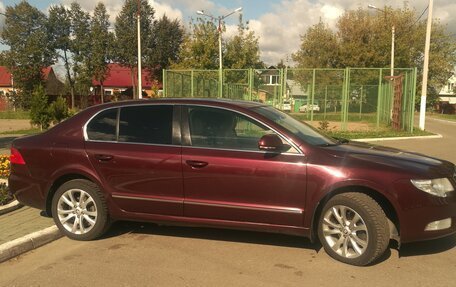 Skoda Superb III рестайлинг, 2011 год, 939 000 рублей, 2 фотография