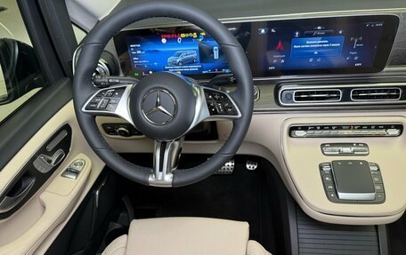 Mercedes-Benz V-Класс, 2024 год, 16 500 000 рублей, 16 фотография