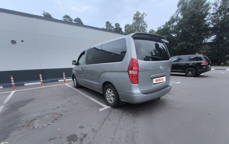 Hyundai Grand Starex Grand Starex I рестайлинг 2, 2012 год, 1 700 000 рублей, 4 фотография