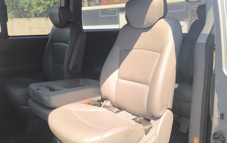 Hyundai Grand Starex Grand Starex I рестайлинг 2, 2012 год, 1 700 000 рублей, 6 фотография
