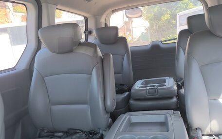 Hyundai Grand Starex Grand Starex I рестайлинг 2, 2012 год, 1 700 000 рублей, 5 фотография