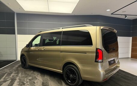 Mercedes-Benz V-Класс, 2024 год, 16 700 000 рублей, 3 фотография