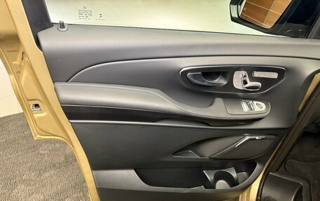 Mercedes-Benz V-Класс, 2024 год, 16 700 000 рублей, 12 фотография