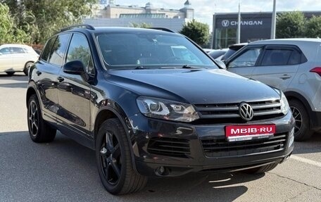 Volkswagen Touareg III, 2011 год, 1 390 000 рублей, 1 фотография