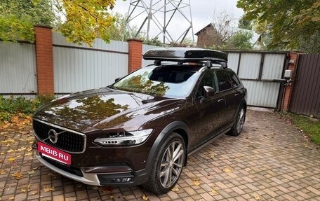 Volvo V90 Cross Country I рестайлинг, 2019 год, 3 300 000 рублей, 10 фотография