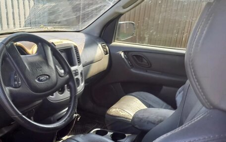 Ford Escape II, 2003 год, 200 000 рублей, 5 фотография