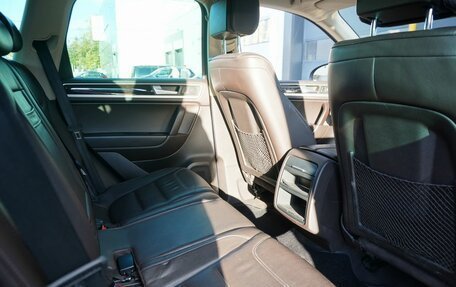 Volkswagen Touareg III, 2013 год, 1 885 000 рублей, 10 фотография