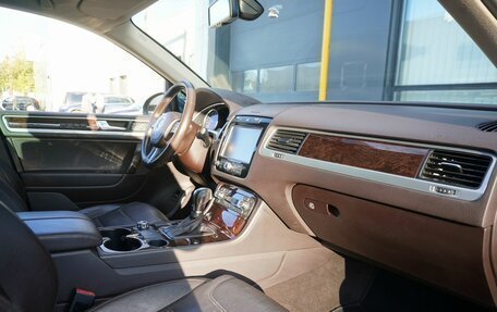 Volkswagen Touareg III, 2013 год, 1 885 000 рублей, 11 фотография