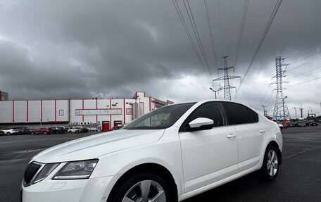 Skoda Octavia, 2019 год, 1 990 000 рублей, 7 фотография