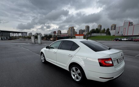 Skoda Octavia, 2019 год, 1 990 000 рублей, 5 фотография