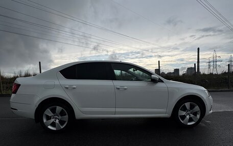 Skoda Octavia, 2019 год, 1 990 000 рублей, 2 фотография