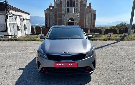 KIA Rio IV, 2020 год, 1 750 000 рублей, 2 фотография