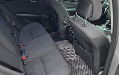 Mercedes-Benz C-Класс, 2010 год, 850 000 рублей, 11 фотография