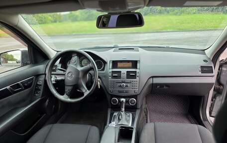 Mercedes-Benz C-Класс, 2010 год, 850 000 рублей, 10 фотография