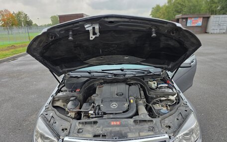 Mercedes-Benz C-Класс, 2010 год, 850 000 рублей, 8 фотография