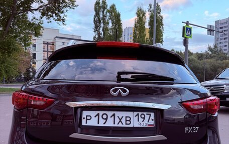 Infiniti FX II, 2012 год, 2 100 000 рублей, 4 фотография