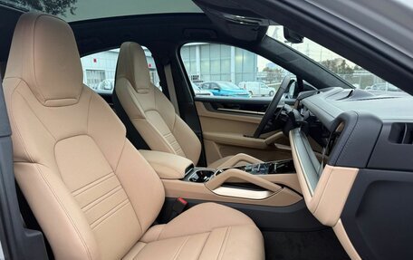 Porsche Cayenne III, 2026 год, 22 000 000 рублей, 12 фотография