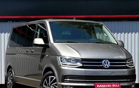 Volkswagen Multivan T6 рестайлинг, 2019 год, 3 997 000 рублей, 3 фотография