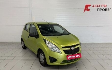 Chevrolet Spark III, 2012 год, 690 000 рублей, 3 фотография