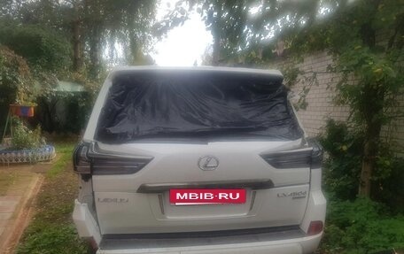 Lexus LX III, 2018 год, 2 999 999 рублей, 4 фотография