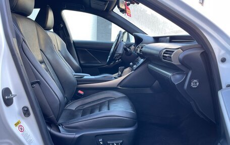 Lexus IS III, 2014 год, 1 870 000 рублей, 12 фотография