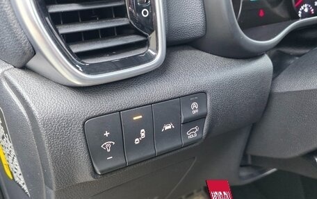 KIA Sportage IV рестайлинг, 2020 год, 1 890 000 рублей, 8 фотография