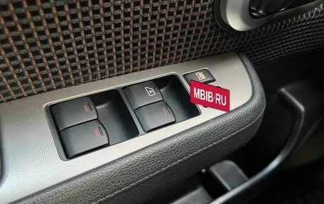 Nissan Tiida, 2012 год, 969 999 рублей, 28 фотография