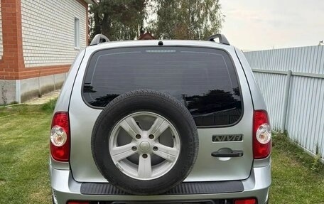 Chevrolet Niva I рестайлинг, 2014 год, 575 000 рублей, 2 фотография