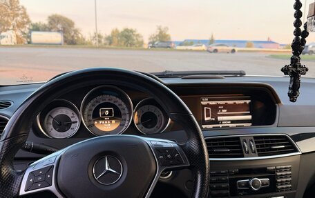 Mercedes-Benz C-Класс, 2011 год, 2 350 000 рублей, 12 фотография