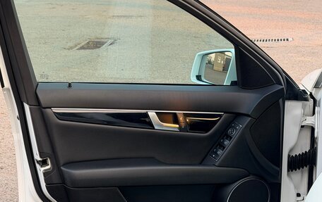 Mercedes-Benz C-Класс, 2011 год, 2 350 000 рублей, 15 фотография