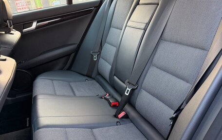 Mercedes-Benz C-Класс, 2011 год, 2 350 000 рублей, 17 фотография