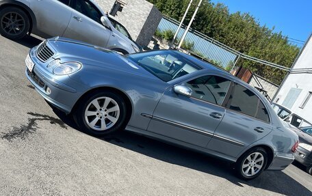 Mercedes-Benz E-Класс, 2003 год, 760 000 рублей, 3 фотография