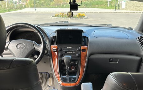 Lexus RX IV рестайлинг, 2000 год, 1 200 000 рублей, 12 фотография