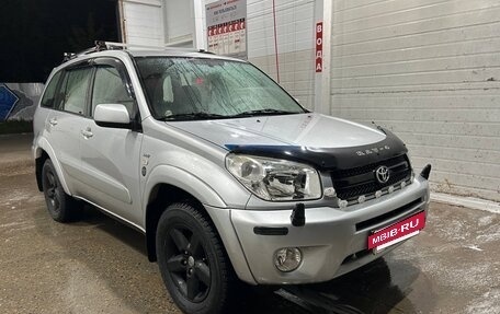 Toyota RAV4, 2004 год, 950 000 рублей, 2 фотография