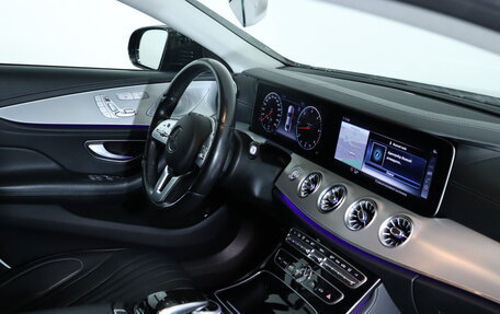 Mercedes-Benz CLS, 2018 год, 4 370 000 рублей, 10 фотография